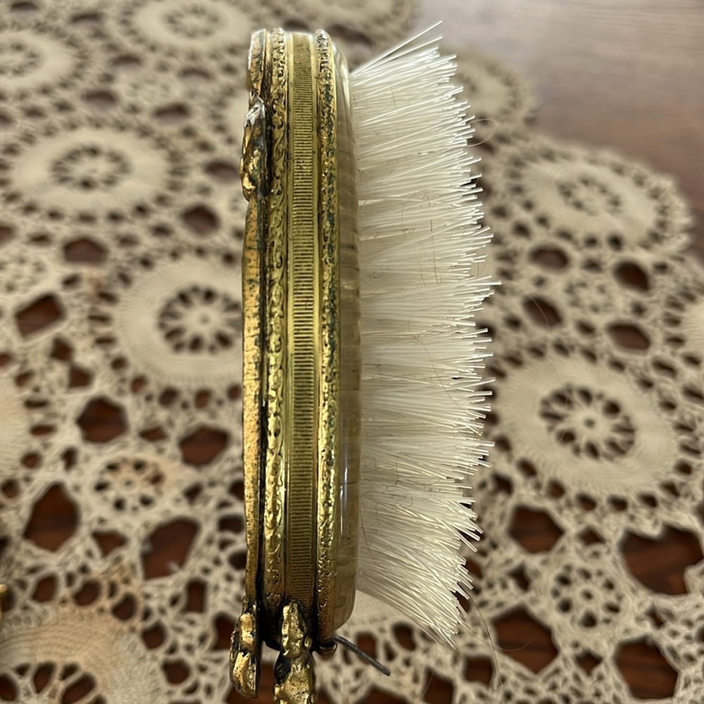 Vintage mirror, brush, comb set - Picture 13 of 16